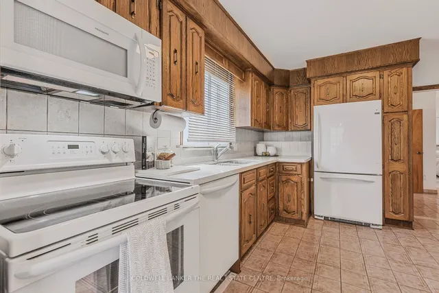 Additional image 7 of 2 Ghent Crt