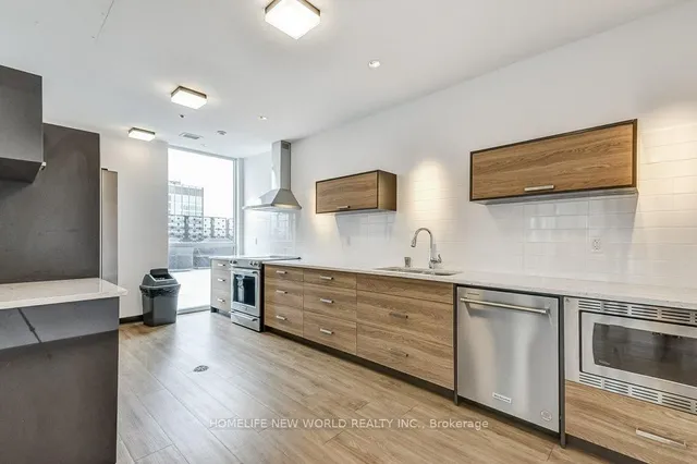 Additional image 39 of 60 Charles St Unit 1802