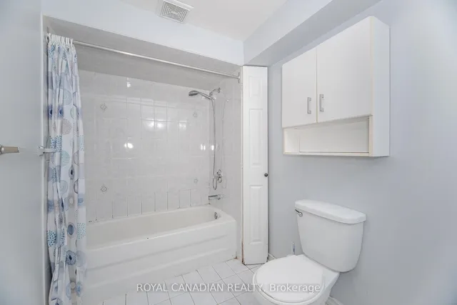 Additional image 46 of 69 Yellow Brick Rd