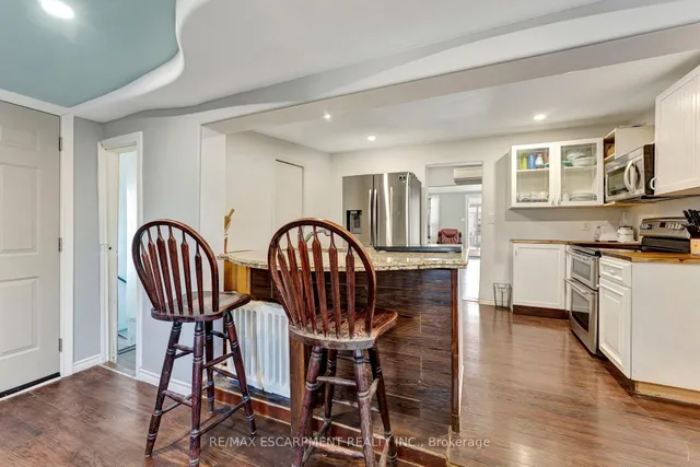 Additional image 10 of 159 Grosvenor Ave