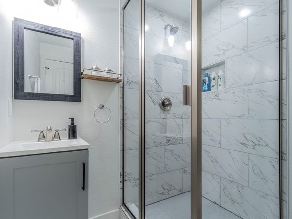 Additional image 10 of 921 S Waverly Dr, Dallas, TX 75208