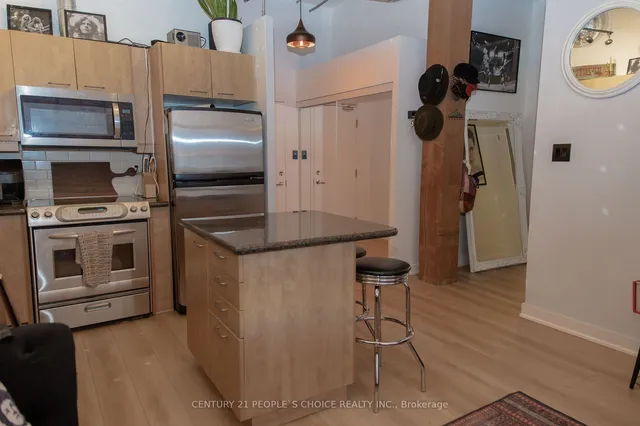 Additional image 12 of 955 Queen St Unit 228