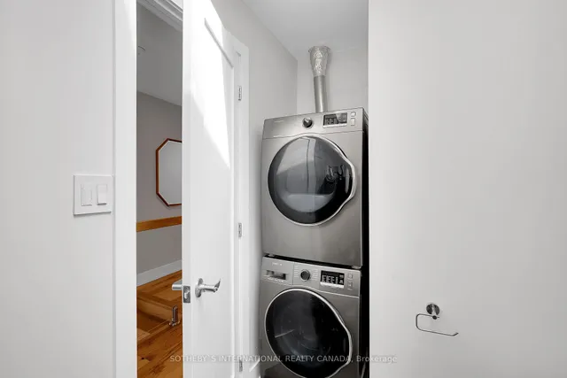 Additional image 23 of 95 Lightbourn Ave