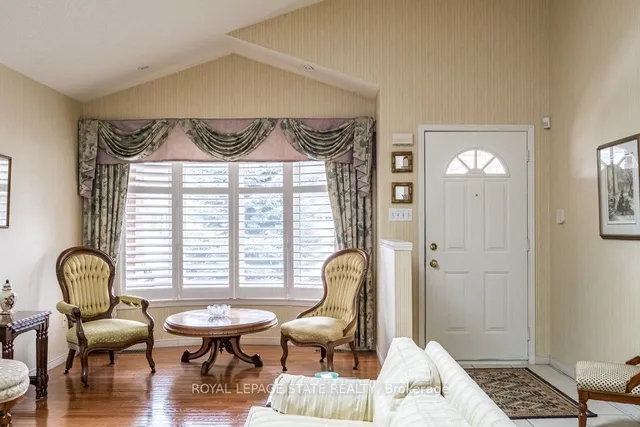 Additional image 4 of 60 Redfern Ave