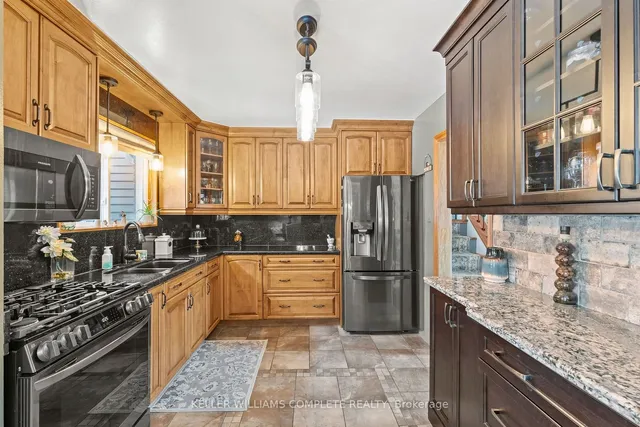 Additional image 11 of 7 CAMELOT Dr