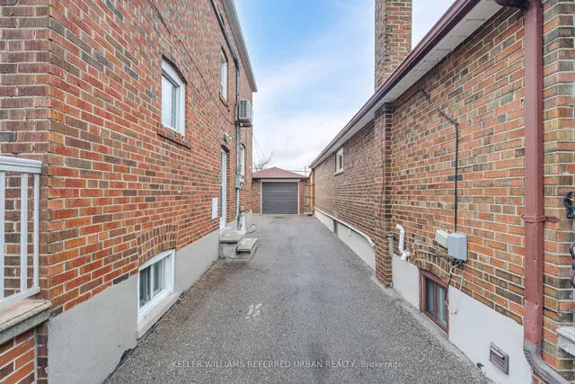 Additional image 29 of 1058 Roselawn Ave