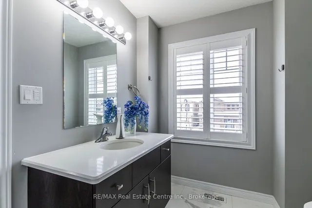 Additional image 28 of 616 Florencedale Cres