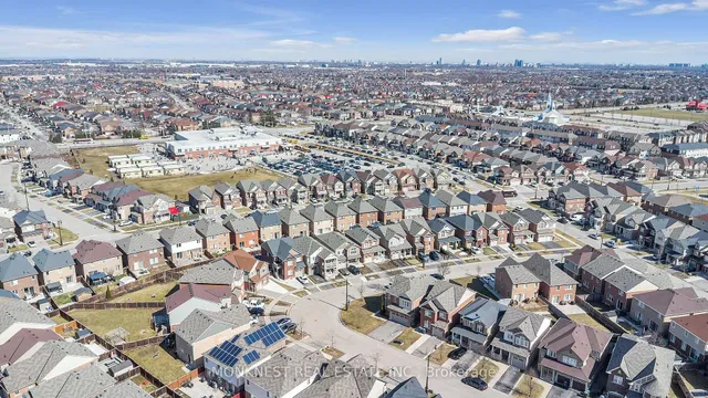 Additional image 48 of 97 Miracle Tr