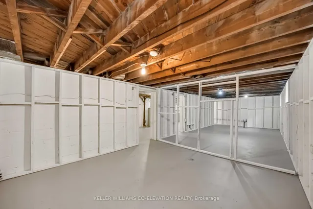 Additional image 31 of 1001 Kipling Ave