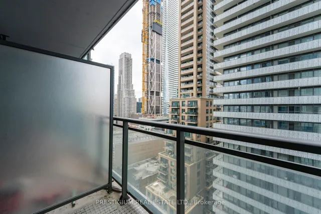 Additional image 33 of 45 Charles St Unit 1809