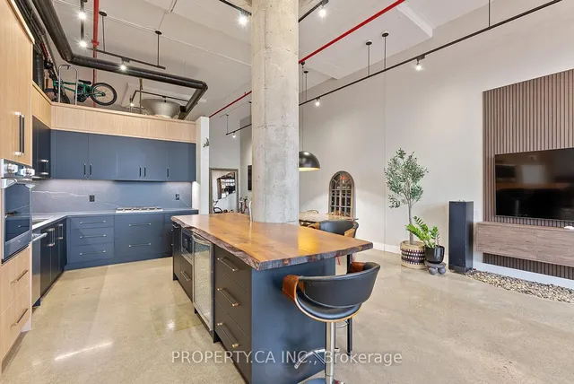 Additional image 20 of 90 Sumach St Unit 606