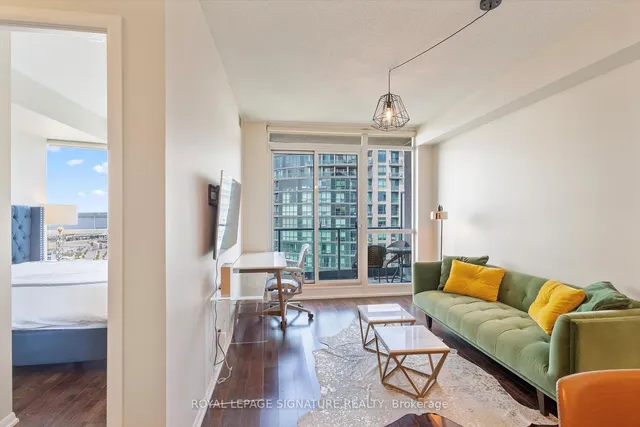 Additional image 18 of 215 Fort York Blvd Unit 3407