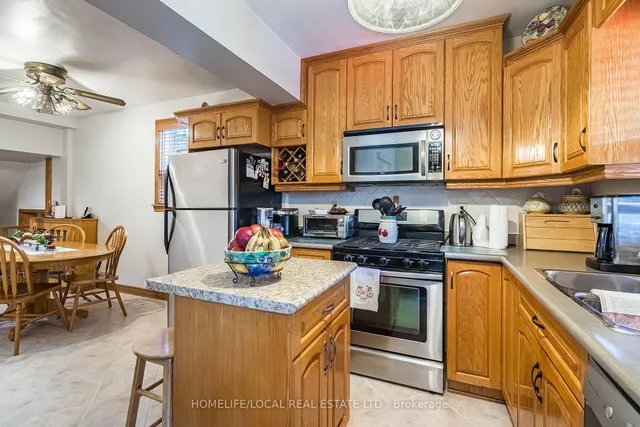 Additional image 14 of 41 Rusholme Dr