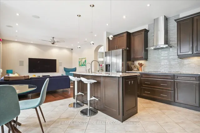 Additional image 8 of 407 Wettlaufer Terr