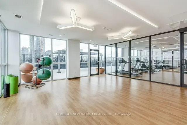 Additional image 38 of 60 Charles St Unit 1802