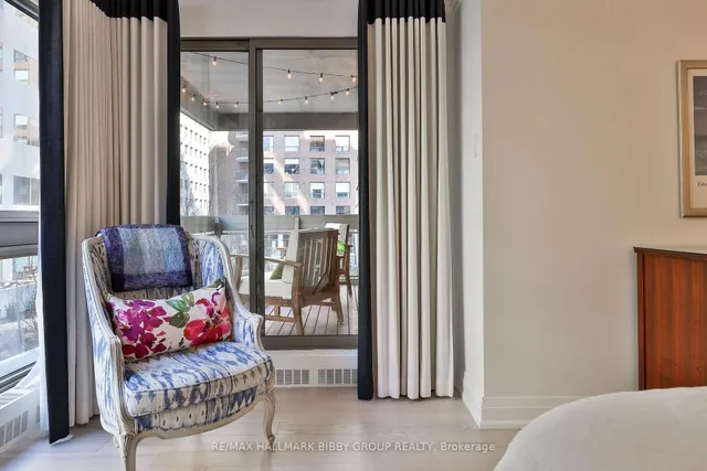 Additional image 5 of 61 St Clair Ave Unit 206