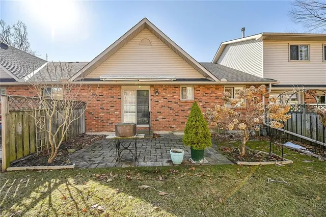 Additional image 38 of 88 Pirie Dr Unit 3