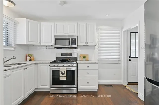 Additional image 7 of 433 East 38th St