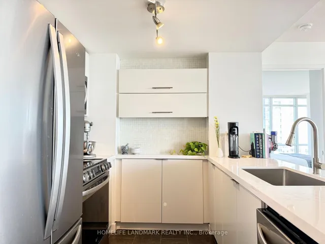 Additional image 11 of 15 Fort York Blvd Unit 2610