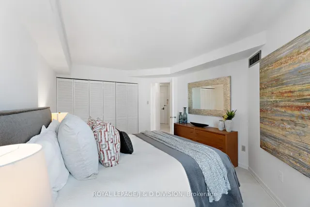 Additional image 9 of 25 Maitland St Unit 1708