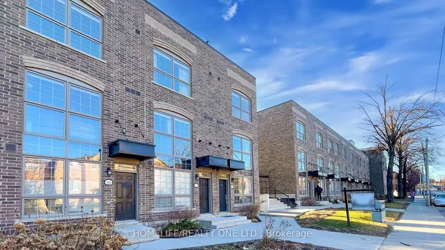 Additional image 3 of 1072 Lansdowne Ave