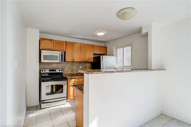 Additional image 13 of 28 Arbutus Cres