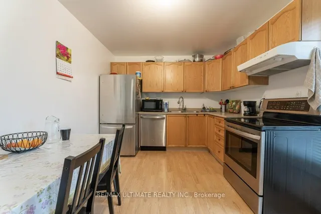 Additional image 33 of 1496 Keele St