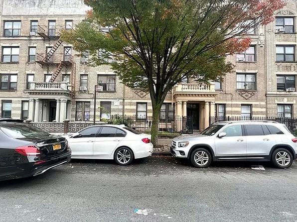 8699 Bay Pkwy #1, Brooklyn, NY 11214