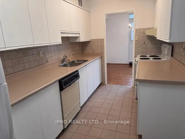 Additional image 29 of 65 Southport St Unit 606