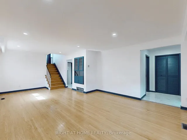 Additional image 33 of 1326 Victoria Park Ave