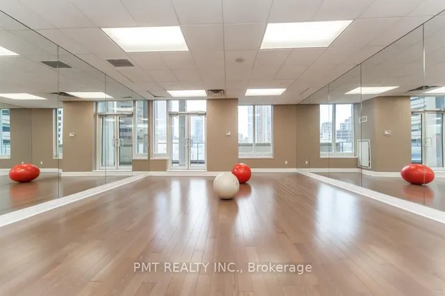 Additional image 26 of 35 Balmuto St Unit 708