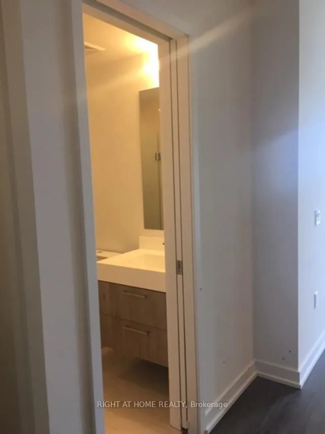 Additional image 17 of 1 Yorkville Ave Unit 3012