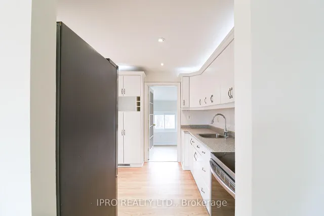 Additional image 25 of 15 Golding Ave