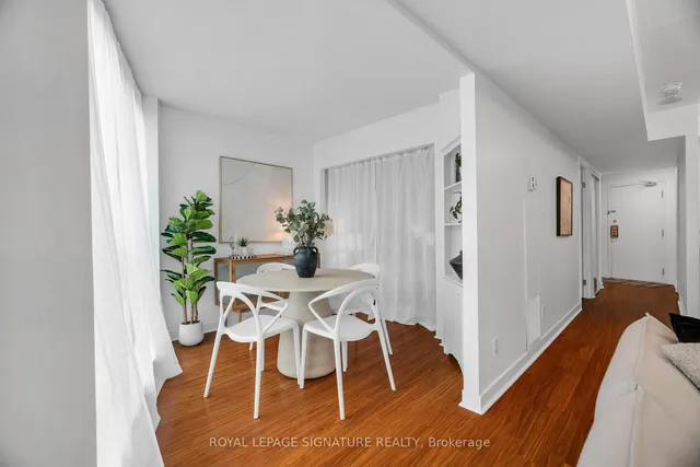 Additional image 20 of 650 Queens Quay Unit 918