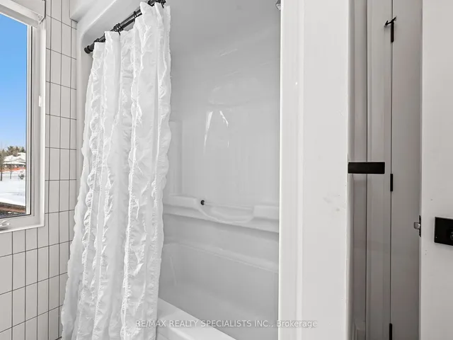 Additional image 30 of 46 Appaloosa Tr