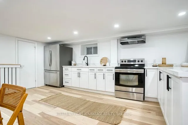 Additional image 37 of 1224 Lansdowne Ave