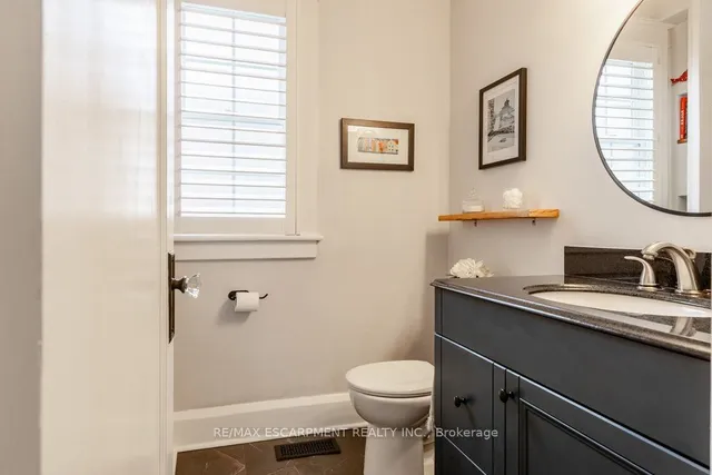 Additional image 11 of 234 Province St