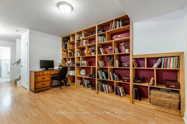 Additional image 34 of 62 Spadara Dr