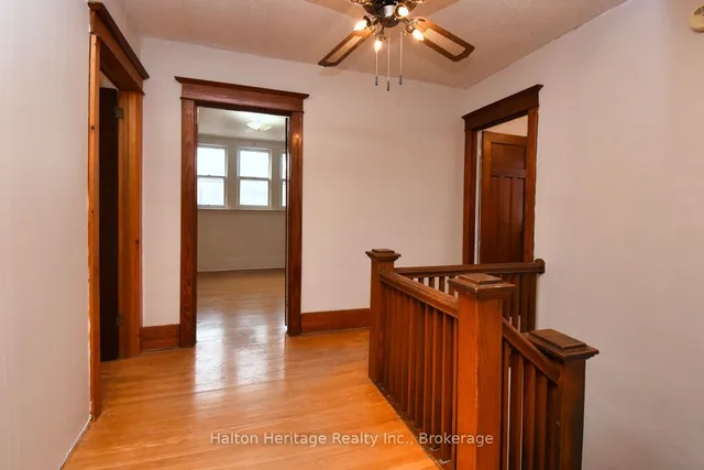 Additional image 21 of 129 Eastbourne Ave