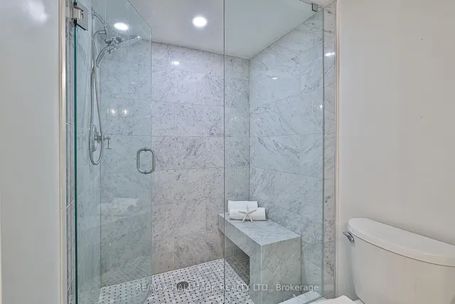 Additional image 18 of 35 Church St Unit 304