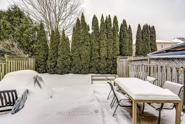 Additional image 33 of 132 Thoroughbred Blvd