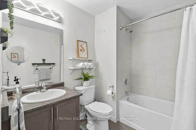 Additional image 18 of 125 SHOREVIEW Pl Unit 511