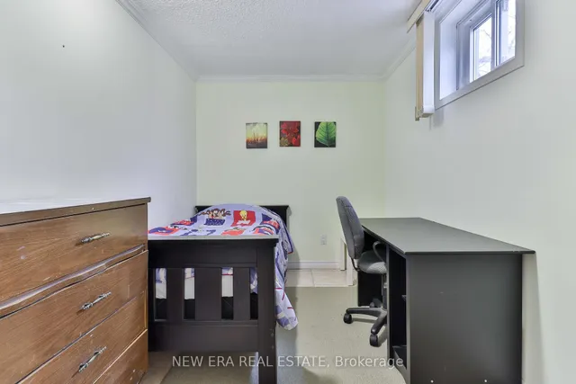 Additional image 20 of 38 Bengal Crt