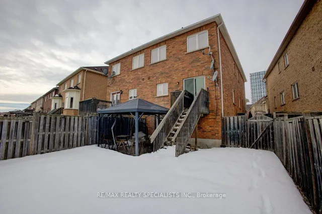 Additional image 37 of 27 Portrush Tr