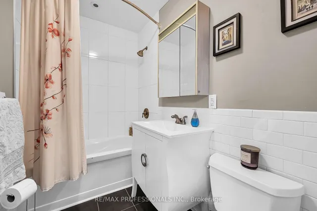 Additional image 20 of 66 Clonmore Dr