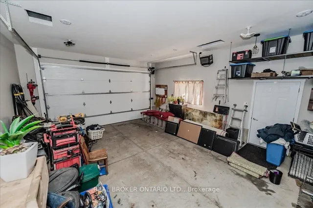 Additional image 20 of 60 Silverspring Cres