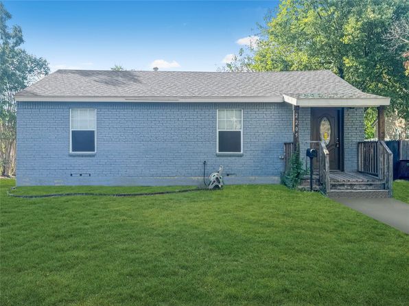2205 N Farola Dr, Dallas, TX 75228