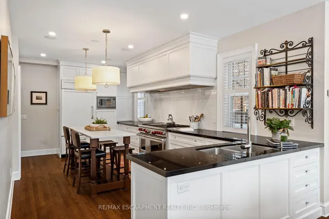 Additional image 22 of 5 Mayfair Pl