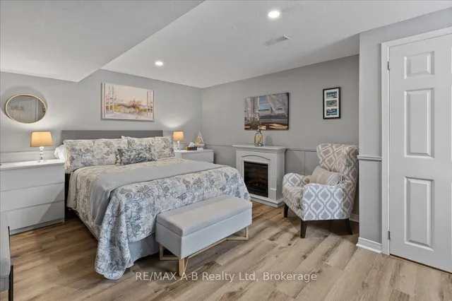 Additional image 22 of 684 Hiawatha Blvd