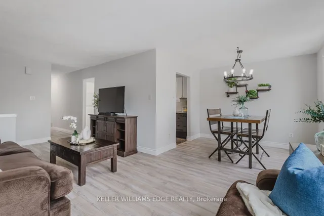 Additional image 11 of 1462 Paddington Crt